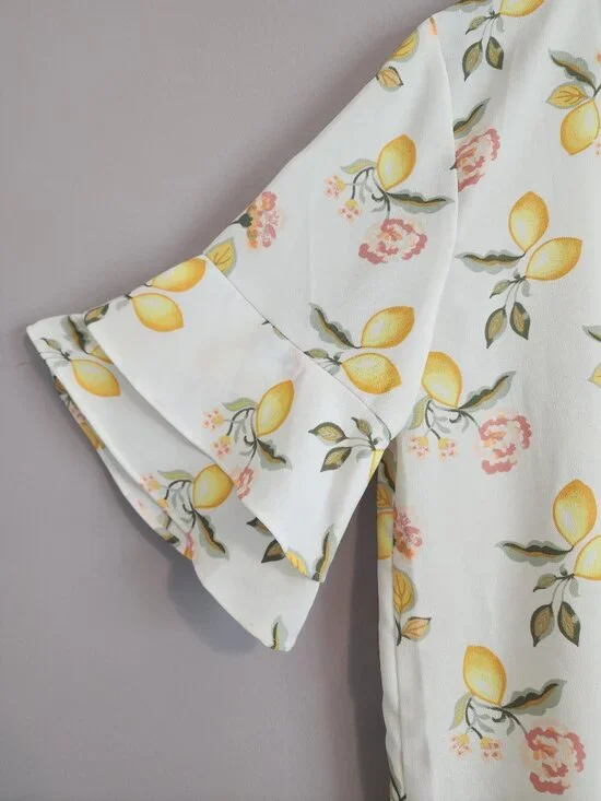 Loft Studio Lightweight Blouse with Colorful Lemon Design - Size Medium - Picture 8 of 10